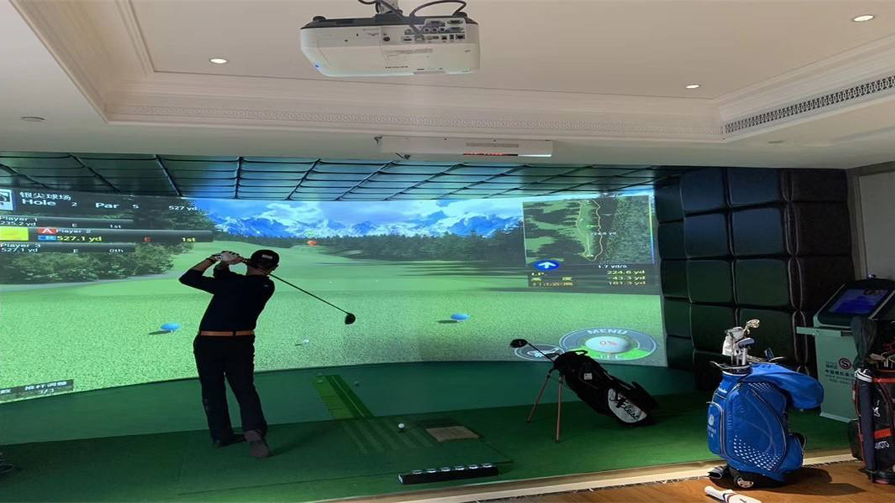 wingStar社區(qū)模擬高爾夫與海南省青少年高爾夫球錦標(biāo)賽結(jié)緣鹿回頭