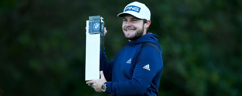 哈頓在寶馬PGA錦標(biāo)賽的決賽輪中轟出了-5，67桿，以4桿的優(yōu)勢(shì)，-19桿的總成績(jī)圓夢(mèng)